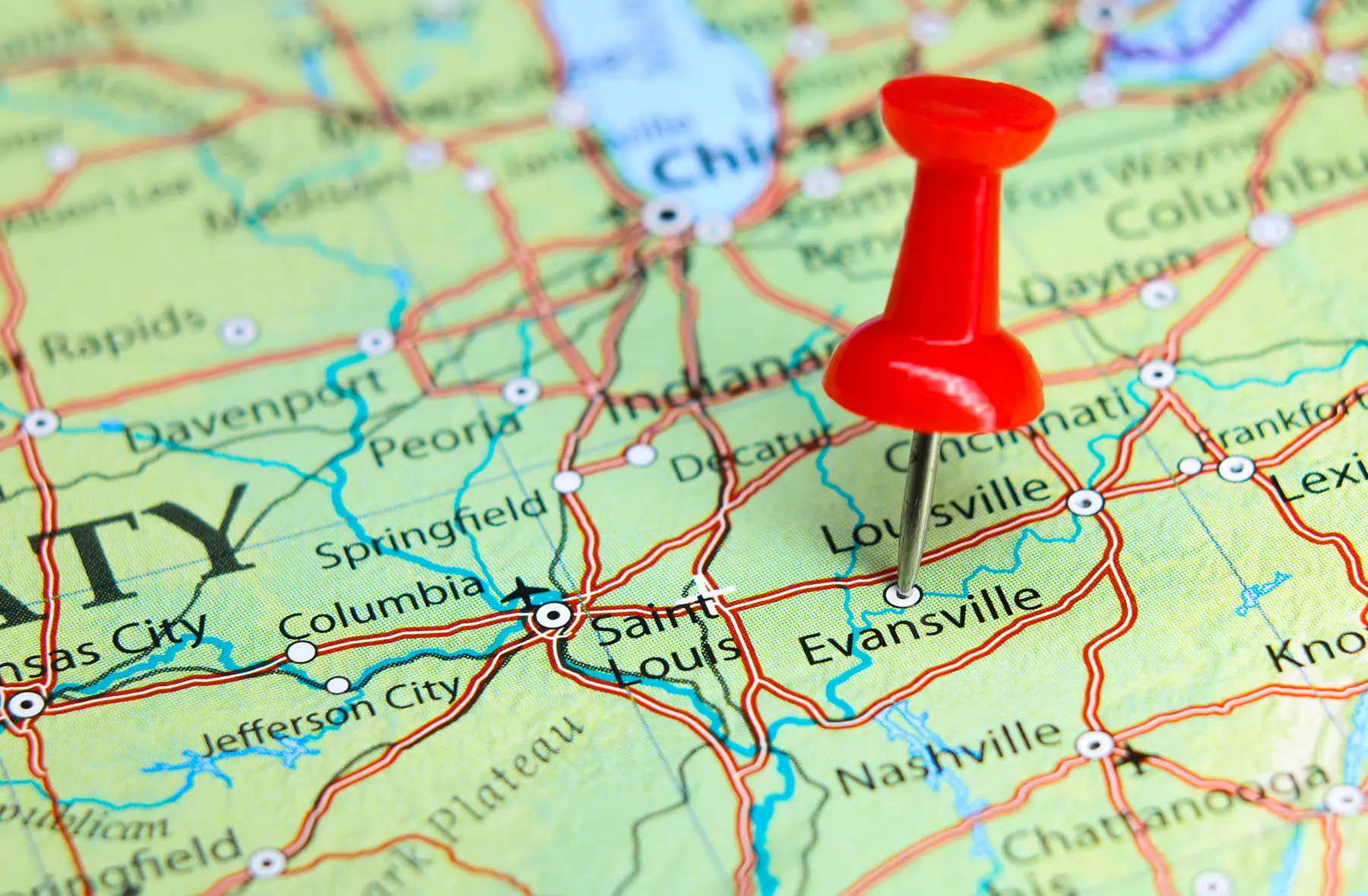 Red pushpin placed near Evansville, Indiana, on a map of the Midwestern United States.